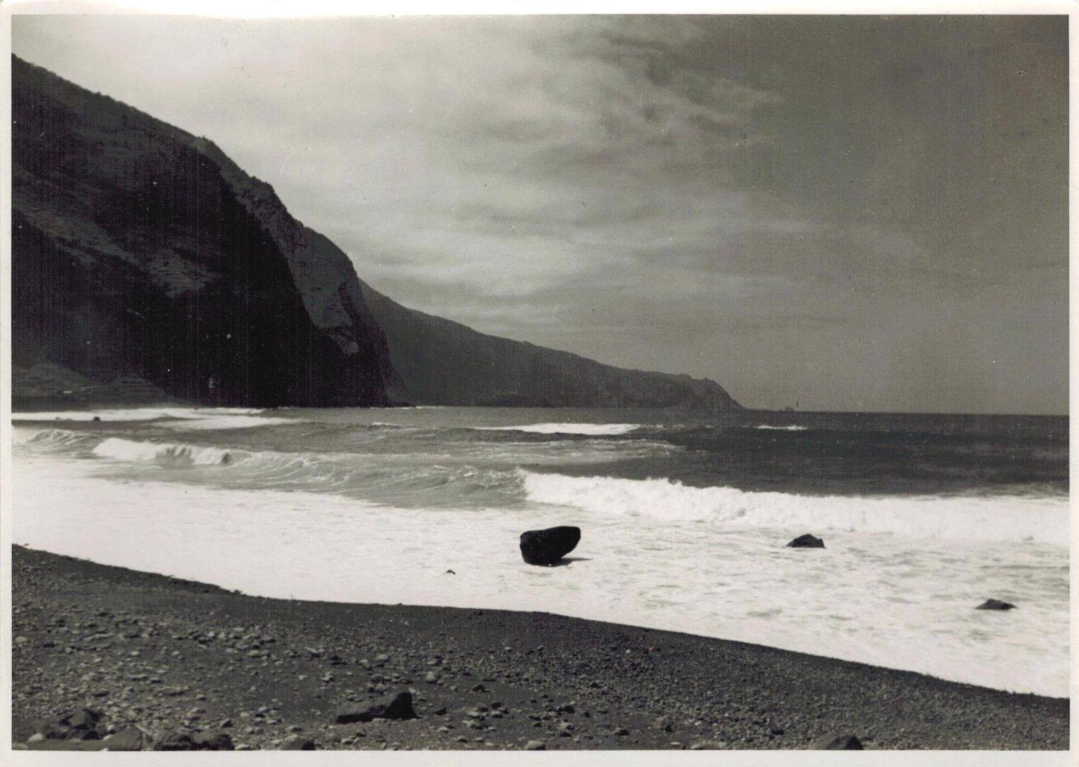 «View to Seashore in Sao Vicente, Madeira.» «Photographed during NDL cruise, 1930s